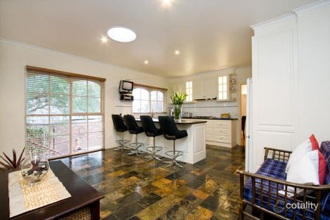 Property photo of 8 Winnette Court Ringwood VIC 3134