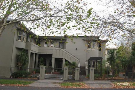 1/19 Dickens St, Elwood, VIC 3184