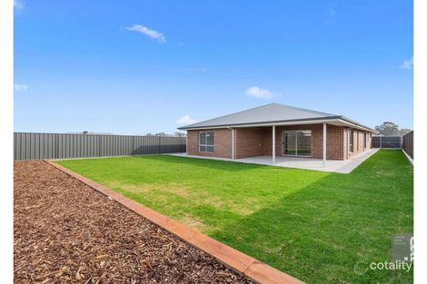 Property photo of 25 Corncob Boulevard Wangaratta VIC 3677