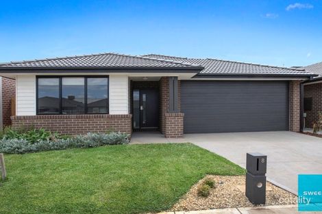 8 Hargraves St, Rockbank, VIC 3335