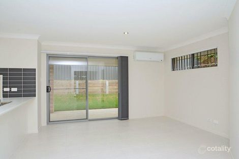 Property photo of 36 Brookfield Avenue Fletcher NSW 2287