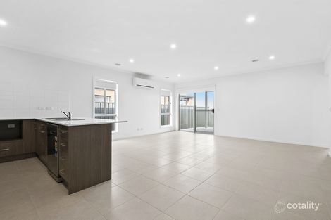 Property photo of 25 Directions Drive Greenvale VIC 3059