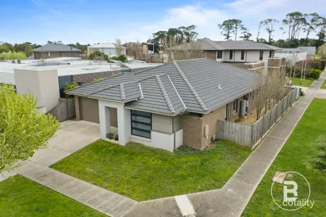 2 Skyline Dr, Alfredton, VIC 3350