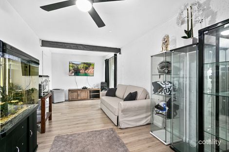 Property photo of 33 Scarborough Circuit Albion Park NSW 2527