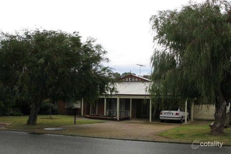 18 Paradise Cct, Halls Head, WA 6210