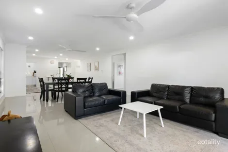 Property photo of 4 Barratta Circle Trinity Park QLD 4879