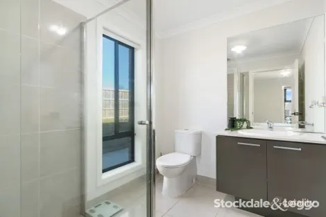 Property photo of 11 McNulty Drive Traralgon VIC 3844