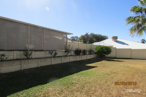 Property photo of 6 Gallop Close Heathridge WA 6027
