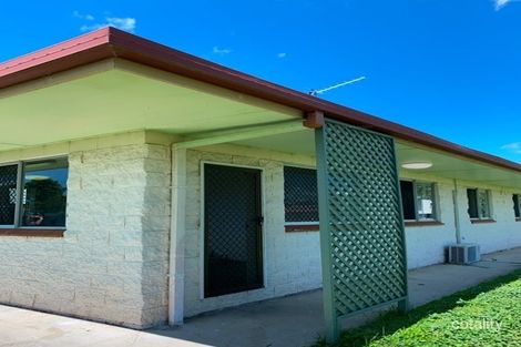 1/4 Stewart St, Walkerston, QLD 4751