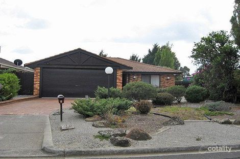 2 Cowes Pl, Taylors Lakes, VIC 3038