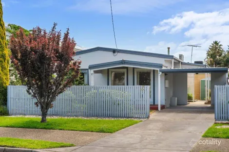 Property photo of 54 South Road Rosebud VIC 3939