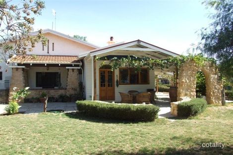 40 Thirteenth St, Renmark, SA 5341