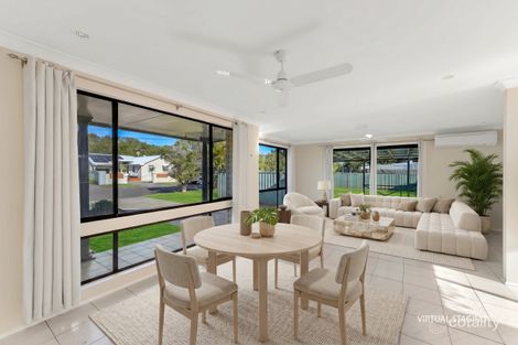Property photo of 31 Kathleen White Crescent Killarney Vale NSW 2261