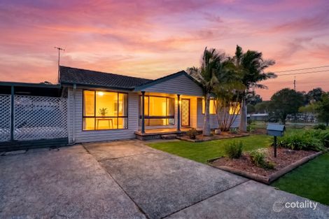Property photo of 31 Kathleen White Crescent Killarney Vale NSW 2261