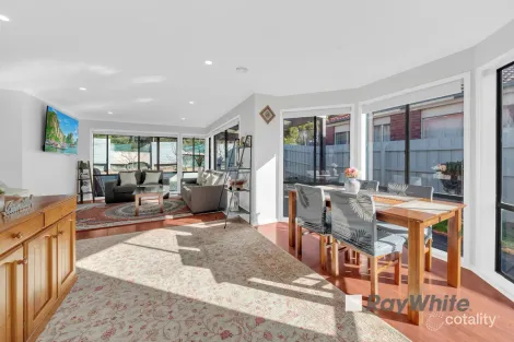 Property photo of 26 Redwood Avenue Hampton Park VIC 3976