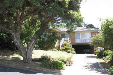 17 Meadowbank Ave, Doncaster, VIC 3108