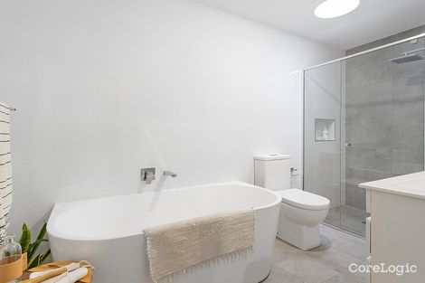 Property photo of 54B Saddleback Crescent Stream Hill NSW 2526