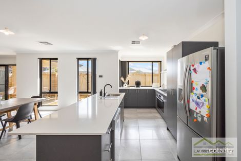 Property photo of 55 Bellefontaine Grove Mindarie WA 6030