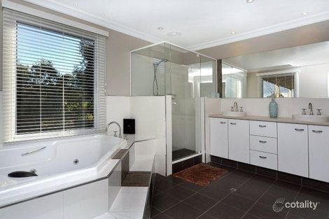 Property photo of 2 Craigie Drive Roelands WA 6226