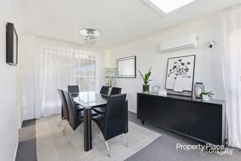 Property photo of 7 Dunstan Avenue Milperra NSW 2214