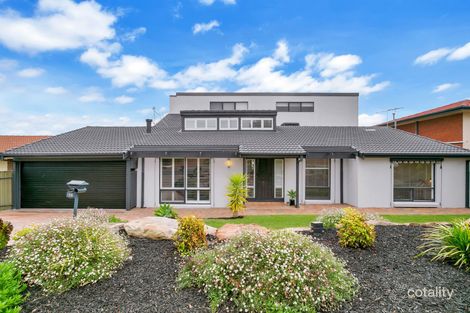 35 Coorabie Cres, Hallett Cove, SA 5158