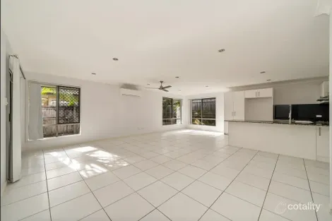 Property photo of 4 Cathy Way Kallangur QLD 4503