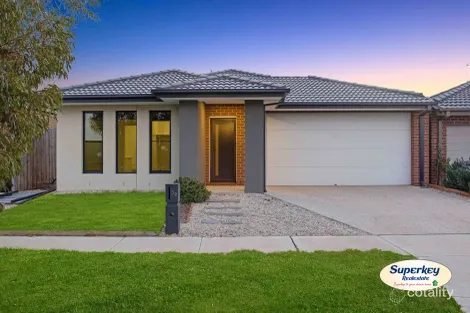32 Chromite Cct, Weir Views, VIC 3338