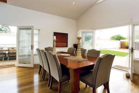 Property photo of 1 Mandall Avenue Ivanhoe VIC 3079