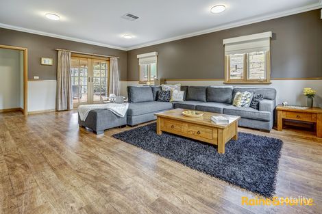 Property photo of 65 Emu Road Sunbury VIC 3429
