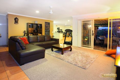 Property photo of 104 Monterey Keys Drive Helensvale QLD 4212