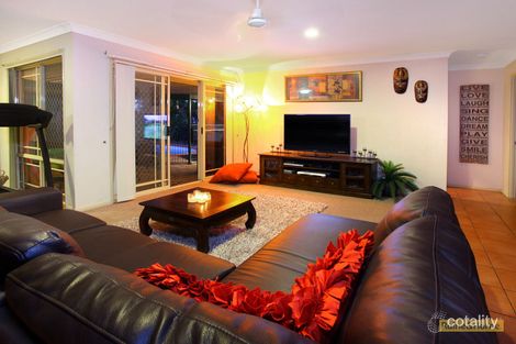 Property photo of 104 Monterey Keys Drive Helensvale QLD 4212