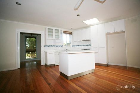 Property photo of 43 Strathmore Crescent Hoppers Crossing VIC 3029