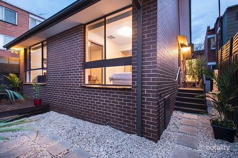 2/68 Carlisle St, St Kilda, VIC 3182