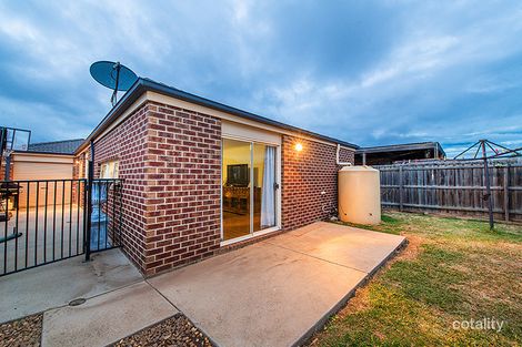 Property photo of 51 Calais Circuit Cranbourne West VIC 3977