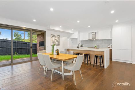 Property photo of 1/14 Taroona Avenue Mount Waverley VIC 3149