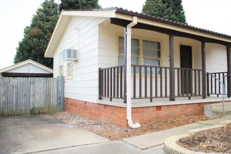 Property photo of 6 Maitland Way Airds NSW 2560