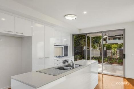 Property photo of 3/19 Kennington Road Camp Hill QLD 4152