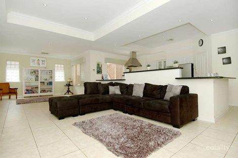 Property photo of 32 Chartwell Bend Hocking WA 6065