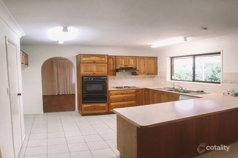 12 Willowbrook St, Kenmore Hills, QLD 4069