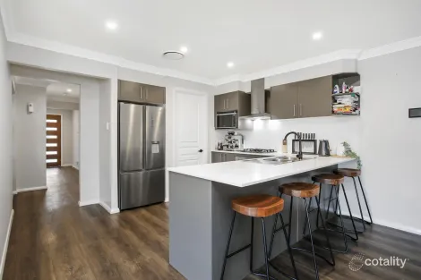 Property photo of 1 Kamilaroi Crescent Braemar NSW 2575