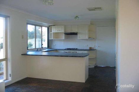 Property photo of 18 Spriggs Road Onkaparinga Hills SA 5163