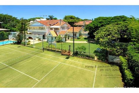Property photo of 33 Sefton Avenue Clayfield QLD 4011