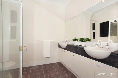 Property photo of 21 Oak Grove Way Sippy Downs QLD 4556