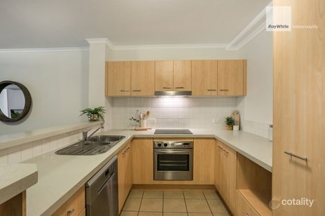 Property photo of 2/38 Vincent Street Indooroopilly QLD 4068