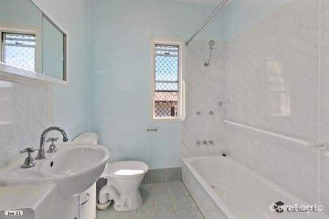 Property photo of 54 Glindemann Drive Holland Park QLD 4121