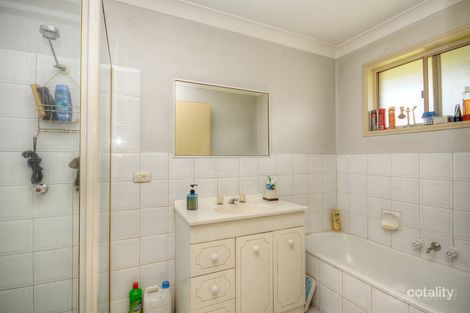 Property photo of 1/4 Avi Court Labrador QLD 4215