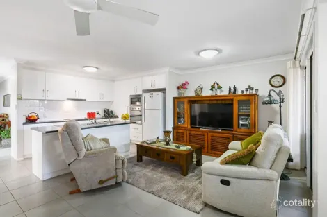 Property photo of 2/40 Shoesmith Road Westbrook QLD 4350