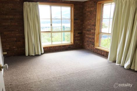 Property photo of 5/42 Sherwood Court Lindisfarne TAS 7015