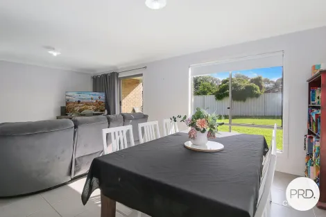 Property photo of 23 Kendall Drive Hamilton Valley NSW 2641