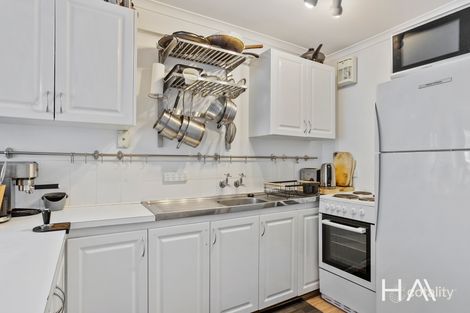Property photo of 2/64 Waterworks Road Dynnyrne TAS 7005